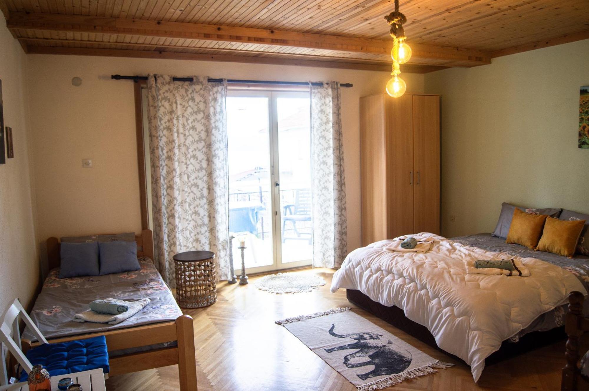 Villa Lakeview Paradise Peštani Exteriör bild